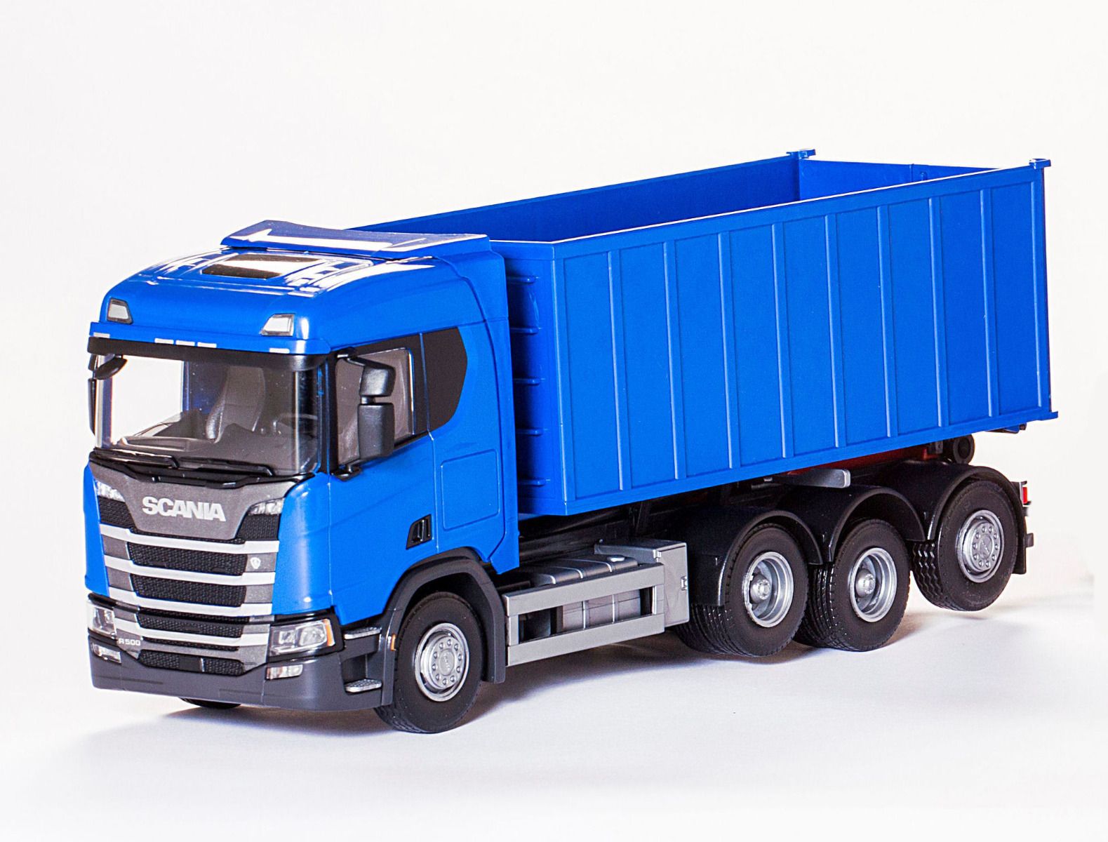 Scania CR 8x4 met Afzetcontainer Blauw - 1:25