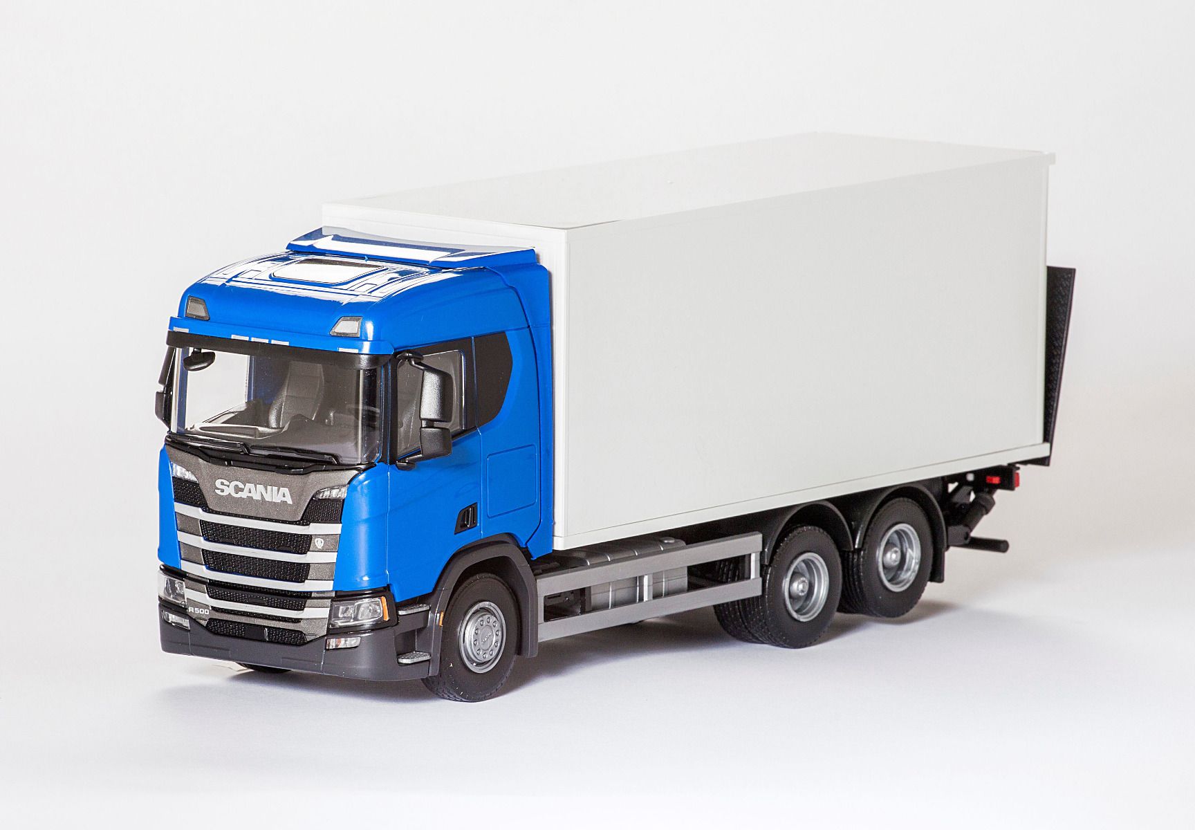 Scania CR 6x4 Bakwagen Blauw - 1:25