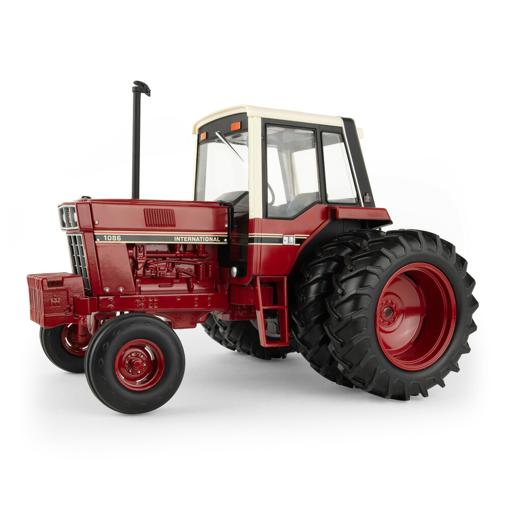 IH 1086 Tri-stripe Prestige Collection - 1:16