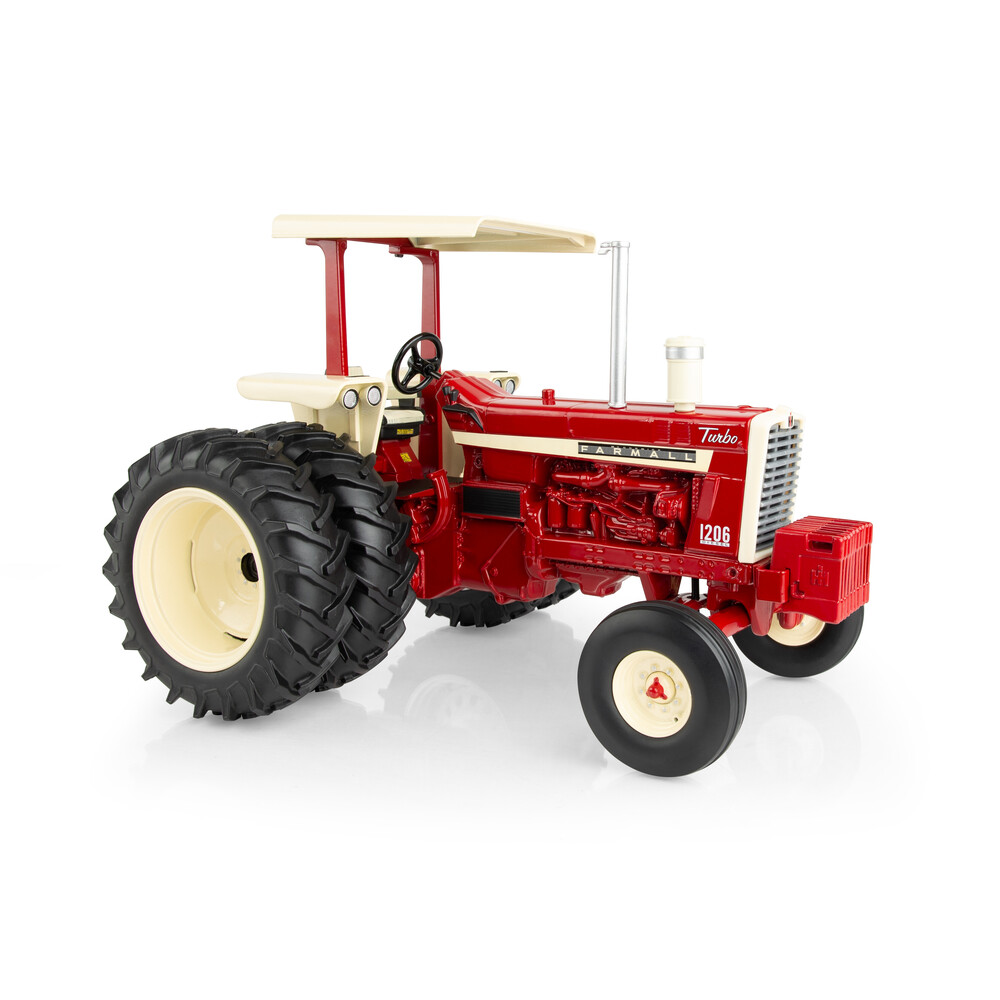 Farmall 1206 with Duals 60th Anniversary Prestige Collection - 1:16