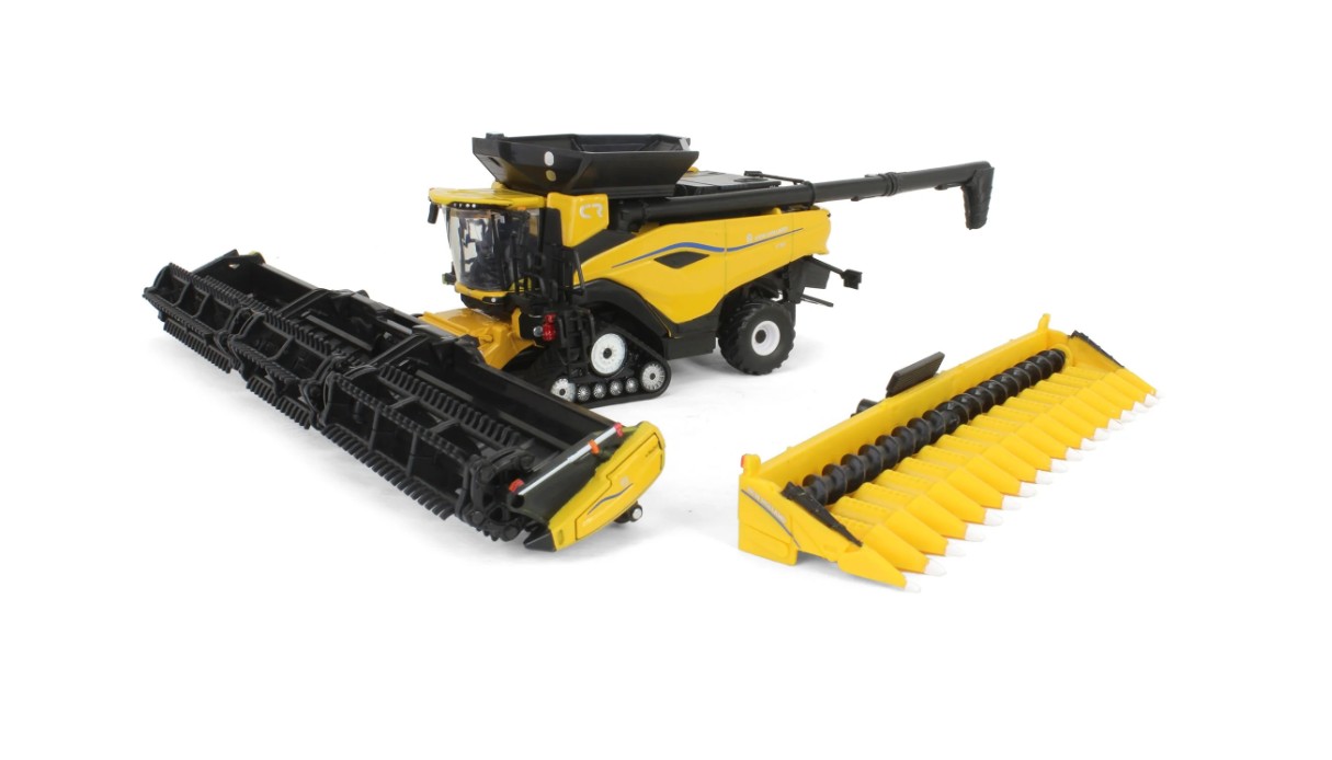 New Holland CR11 Combine with Tracks 2022 Farm Show Edition Prestige Collection - 1:64