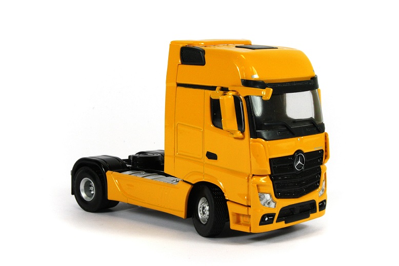 Mercedes-Benz Actros MP4 Gigaspace 4x2 Liebherr kleuren