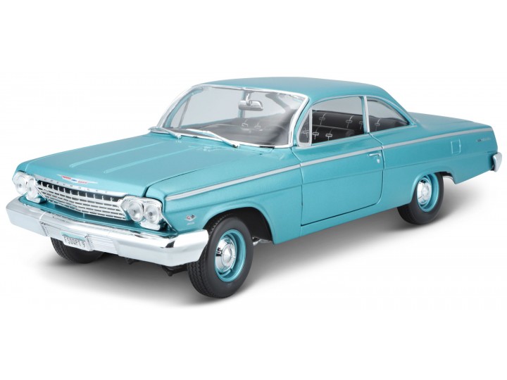 Chevrolet Bel Air 1962 Lichtblauw Metallic - 1:18