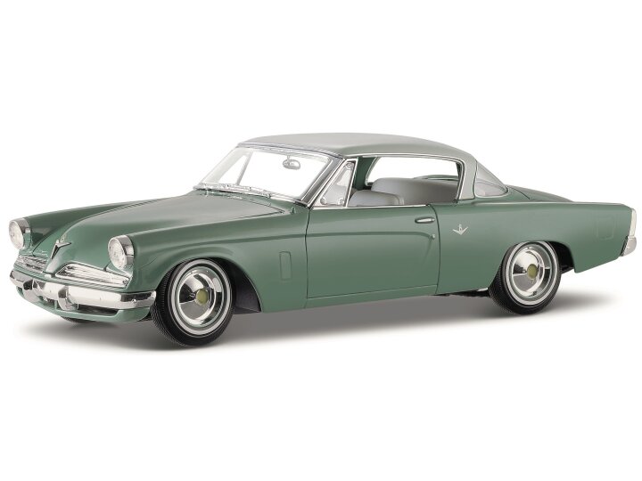 Studebaker Starliner 1953 Light Green - 1:18