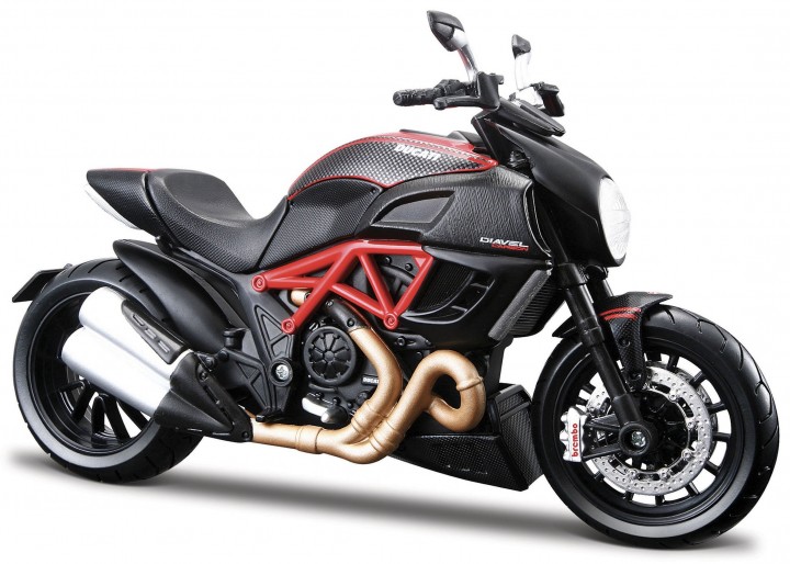 Ducati Diavel Carbon Zwart/Rood Kit - 1:12