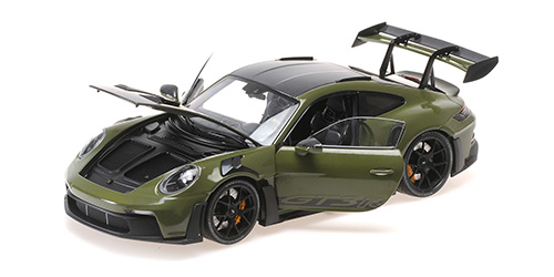 Porsche 911 (992) GT3 RS 2024 Nato Olive met Zwarte velgen - 1:18