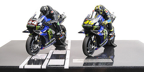 Yamaha YZR -M1 Set 2 Bikes + 2 Figurines Test Valencia 2019 Hamilton/Rossi