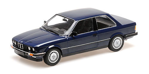 BMW 323i (E30) 1982 Blauw - 1:18