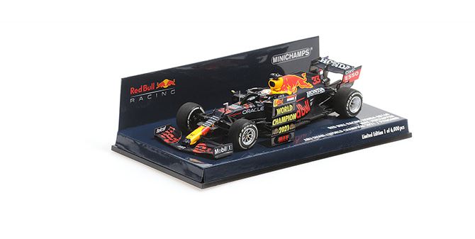 Red Bull Racing Honda RB16B with Pitboard Winner Abu Dhabi 2021 World Champion 2021 M. Verstappen - 1:43