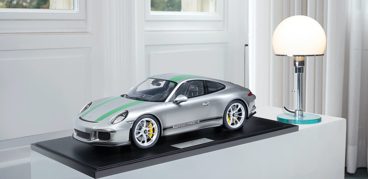 Porsche 911 (991.1) R 2016 Silver/Green Deco - 1:8