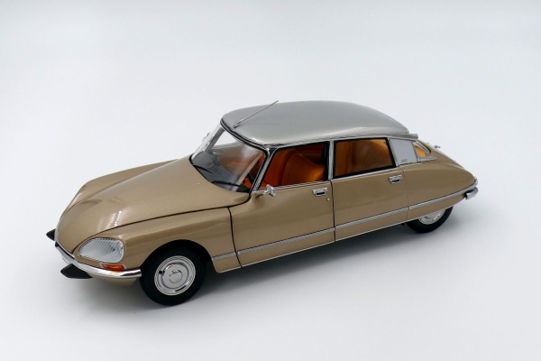 Citroen DS23 Pallas 1972 Goud/Zilver Limited Edition - 1:18