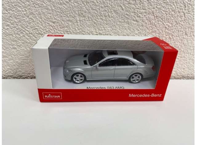 Mercedes-Benz S63 AMG Zilver - 1:43