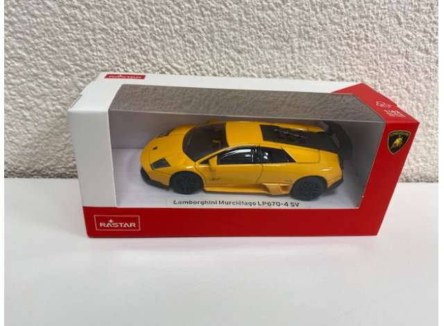 Lamborghini Murcielago LP670-4 SV Geel/Zwart - 1:43