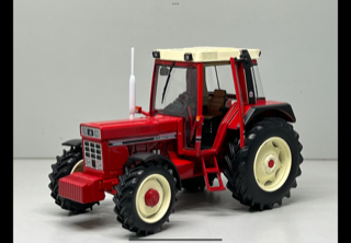 International 1056 XL Limited Edition - 1:32