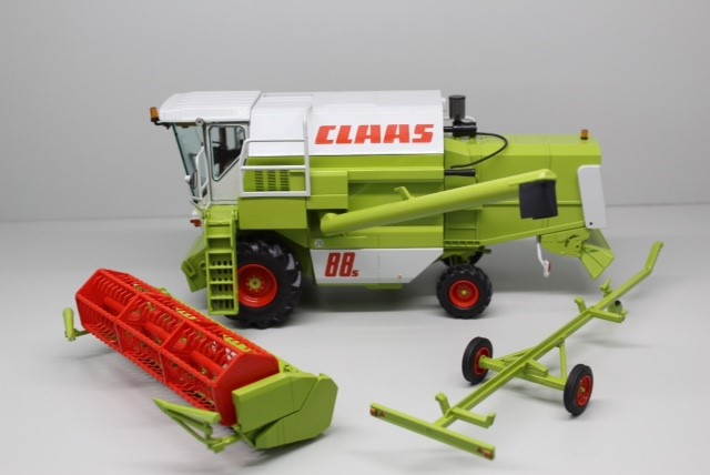 Claas Dominator 88S
