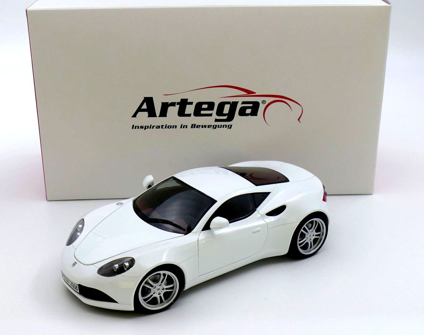 Artega GT Snow White - 1:18