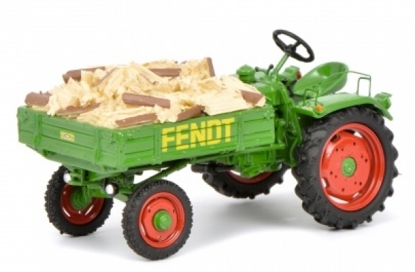 Fendt GT + Lading - Scheitholz