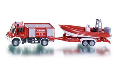 Unimog Brandweer met Boot - Frankrijk