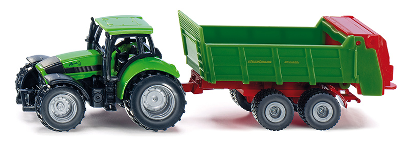 Deutz-Fahr Agrotron with Universal Spreader