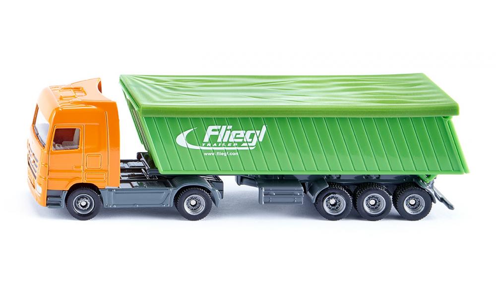 Truck with Trailer and Roof