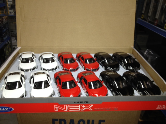 DCPB Audi R8 V10 3 Assorti (Doos a 12 stuks)