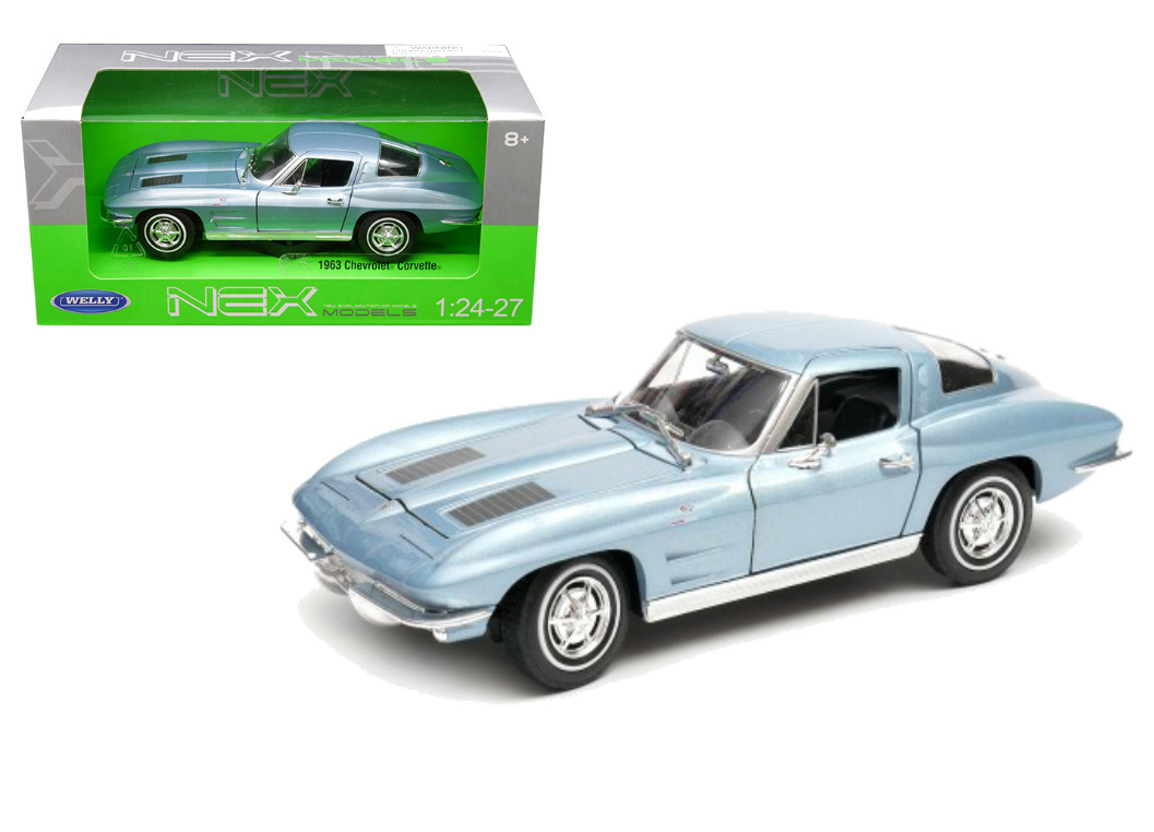 Chevrolet Corvette 1963 Lichtblauw