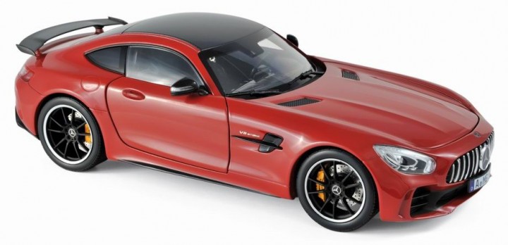 Mercedes-Benz AMG GT-R Rood/Zwart - 1:24
