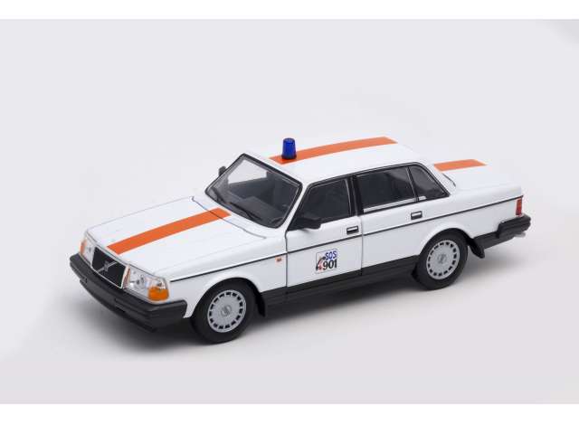 Volvo 240 GL Belgium Police - 1:24