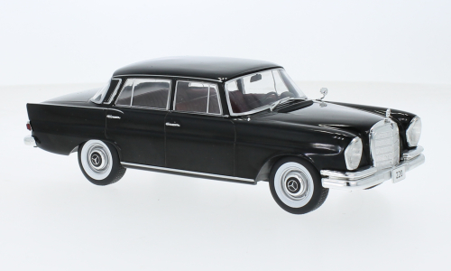 Mercedes-Benz 220 (W111) 1959 Zwart - 1:24