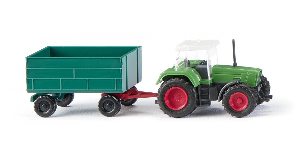 Fendt Favorit met Aanhanger - 1:160