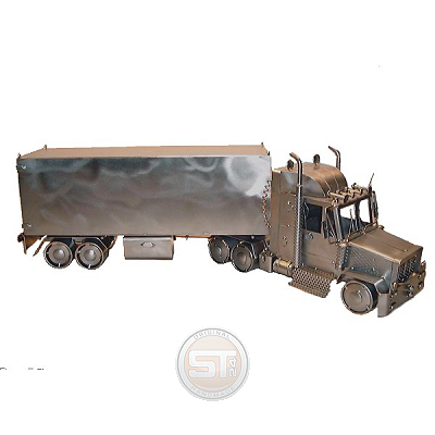 Truck met oplegger groot