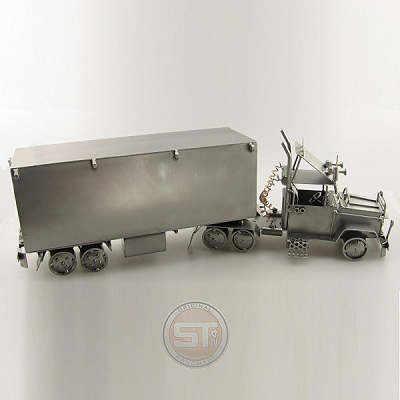 Truck met oplegger klein